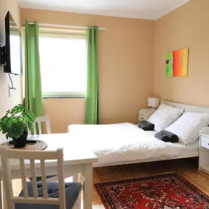 07 Apartment